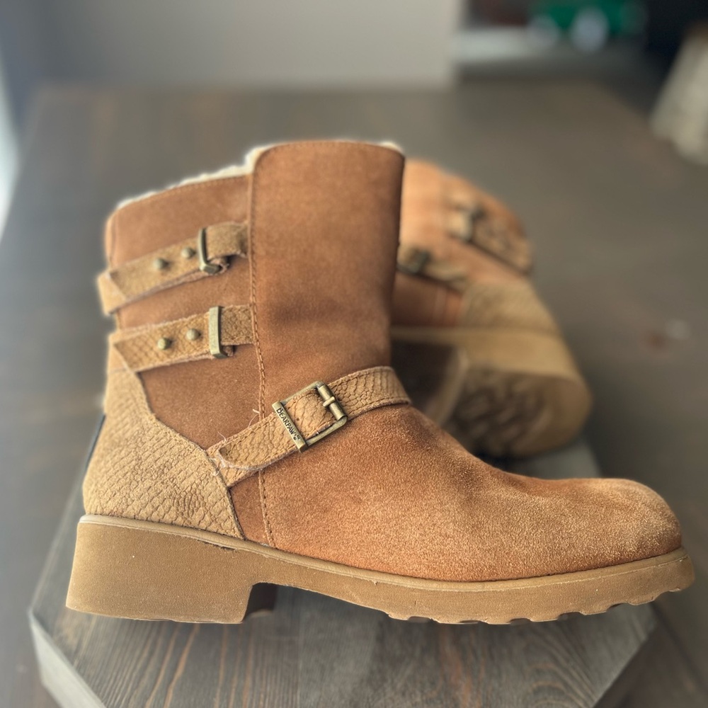 Women’s Lucy BearPaw Chunky Heel Strappy Boot